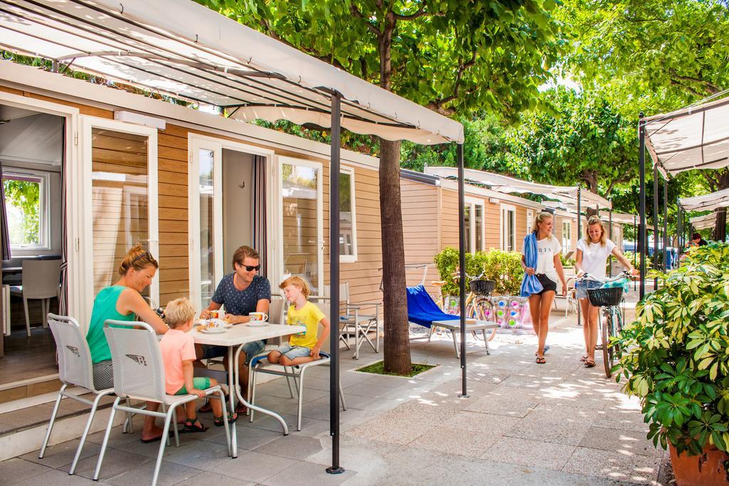 Camping Baciccia Hotel Ceriale Exterior foto